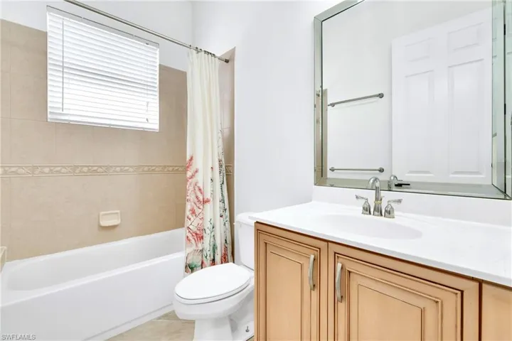 9406  Sun River  WAY, Estero, FL 33928