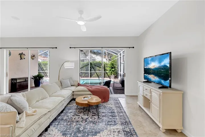 9406  Sun River  WAY, Estero, FL 33928