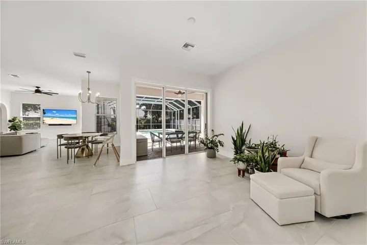 8532 Laurel Lakes Blvd, Naples Fl 34119