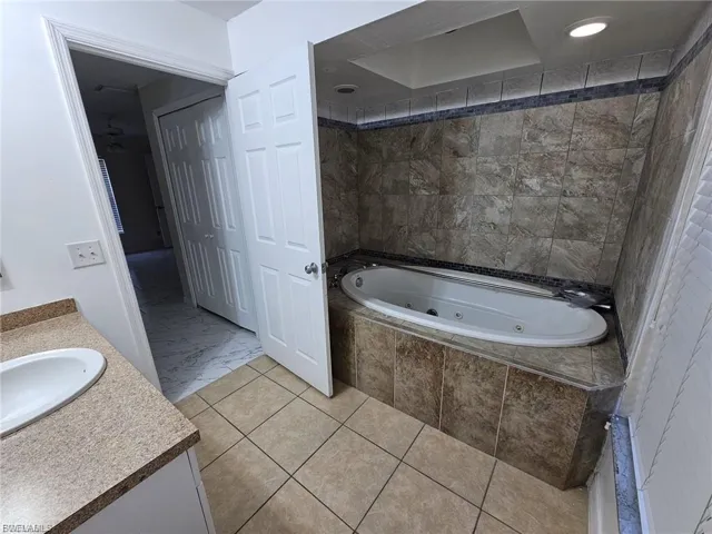 3005 40th St W, Lehigh Acres, Florida 33971