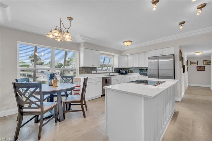 5221  York  CT, CAPE CORAL, FL 33904