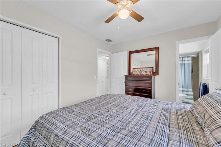 5221  York  CT, CAPE CORAL, FL 33904