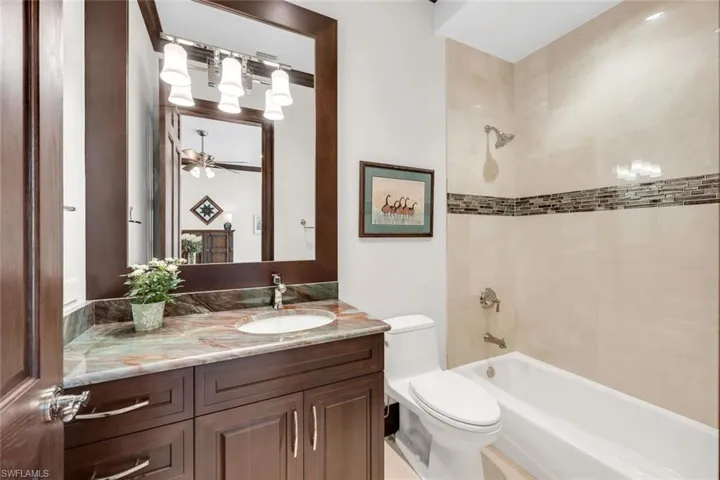Guest Bathroom 3