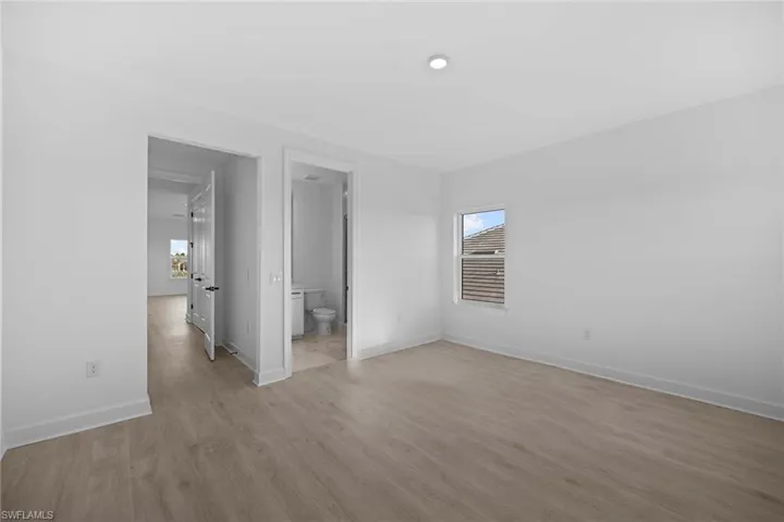 15386  Turin  DR, Naples, FL 34114