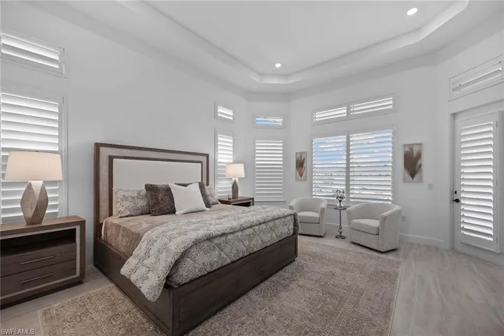 15386  Turin  DR, Naples, FL 34114