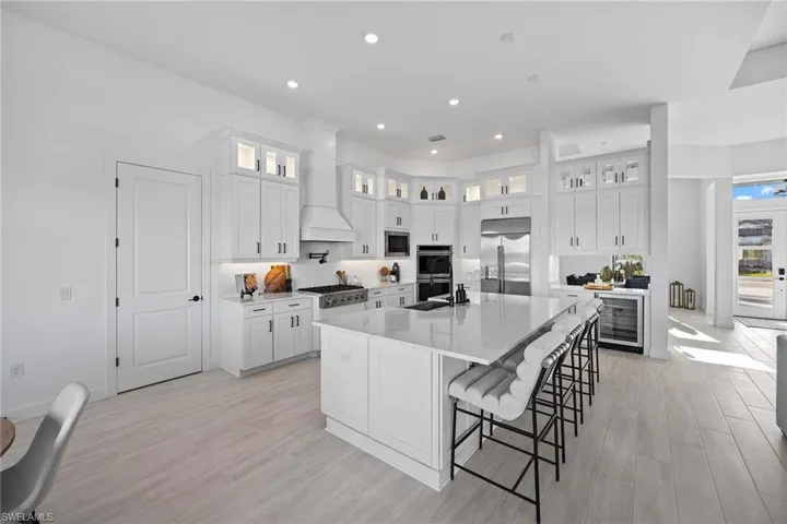15386  Turin  DR, Naples, FL 34114