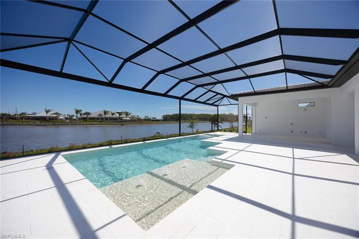 15386  Turin  DR, Naples, FL 34114