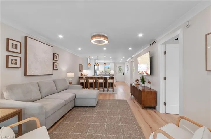 1686 Blue Point Ave B9, Naples, Florida 34102