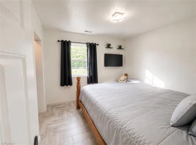 415 Fairfax Dr, Fort Myers, Florida 33905