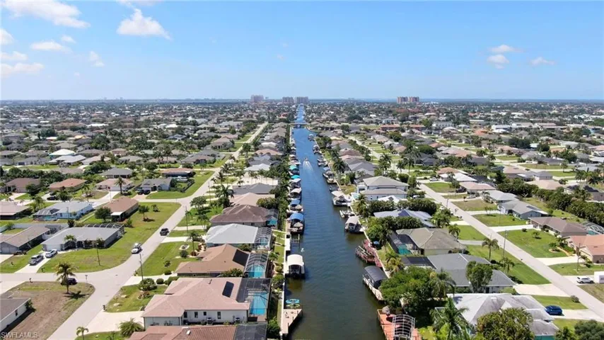 4418 Sw 12th Pl, Cape Coral, Florida 33914