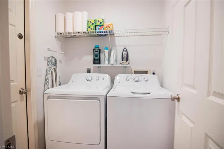 4418 Sw 12th Pl, Cape Coral, Florida 33914