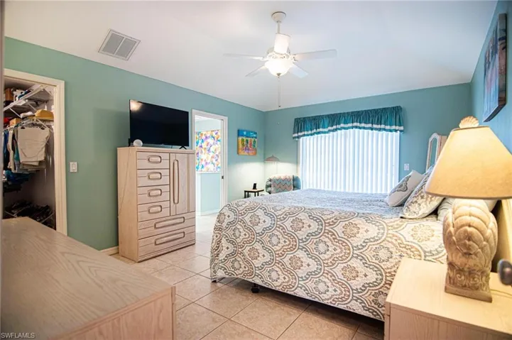 4418 Sw 12th Pl, Cape Coral, Florida 33914