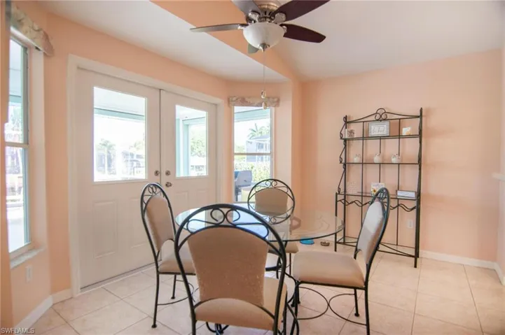 4418 Sw 12th Pl, Cape Coral, Florida 33914