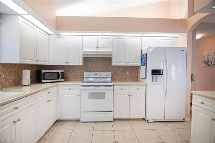 4418 Sw 12th Pl, Cape Coral, Florida 33914