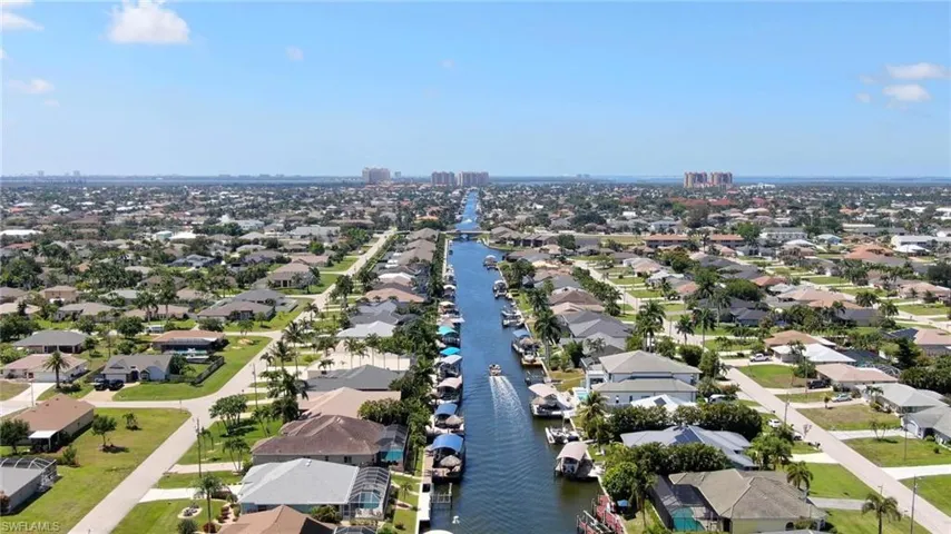 4418 Sw 12th Pl, Cape Coral, Florida 33914