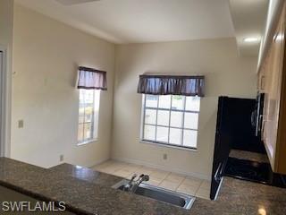 Light and bright Kitchen with Eat in dining area.