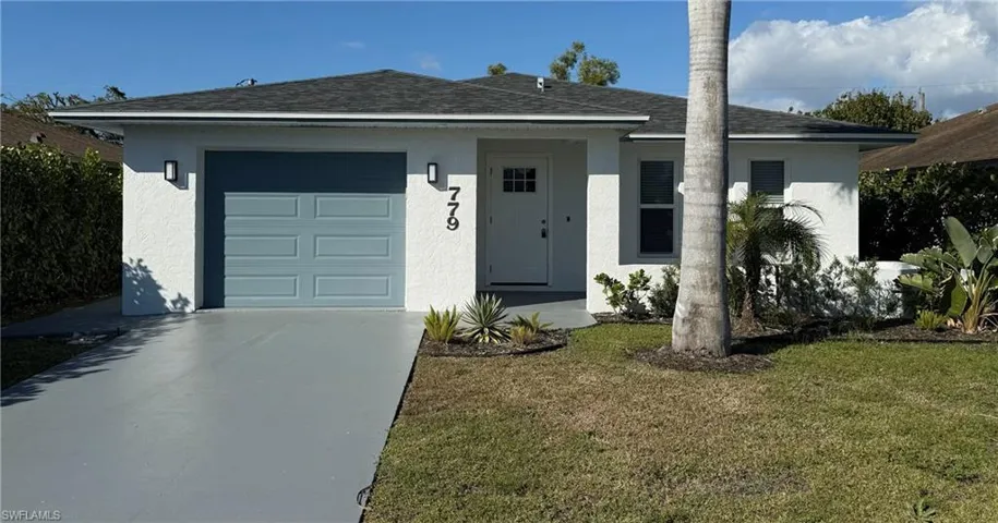 779 108th Ave N, Naples, Florida 34108