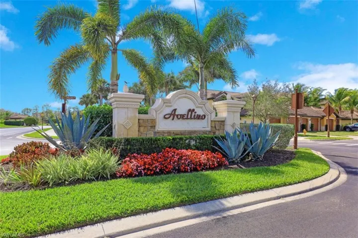 9533  Avellino  WAY, Naples, FL 34113