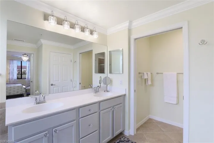 9533  Avellino  WAY, Naples, FL 34113
