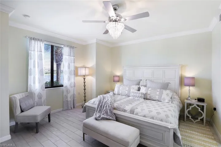 9533  Avellino  WAY, Naples, FL 34113