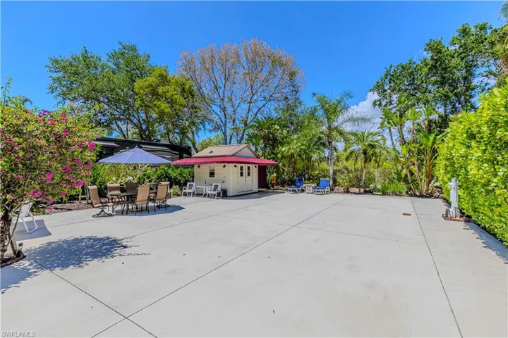 4730  Southern Breeze  DR, Naples, FL 34114