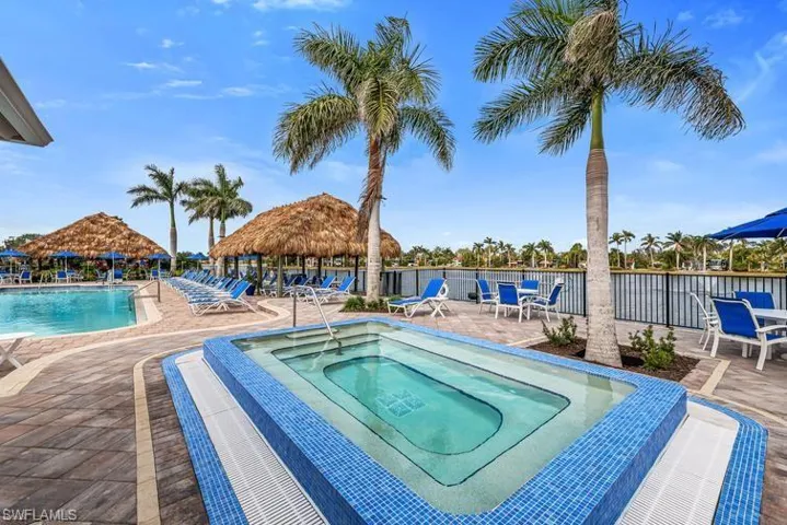 4730  Southern Breeze  DR, Naples, FL 34114