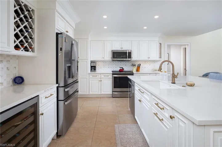 196 Monterey Dr, Naples, Florida 34119