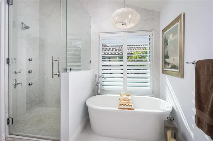 196 Monterey Dr, Naples, Florida 34119