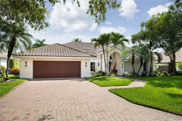 196 Monterey Dr, Naples, Florida 34119