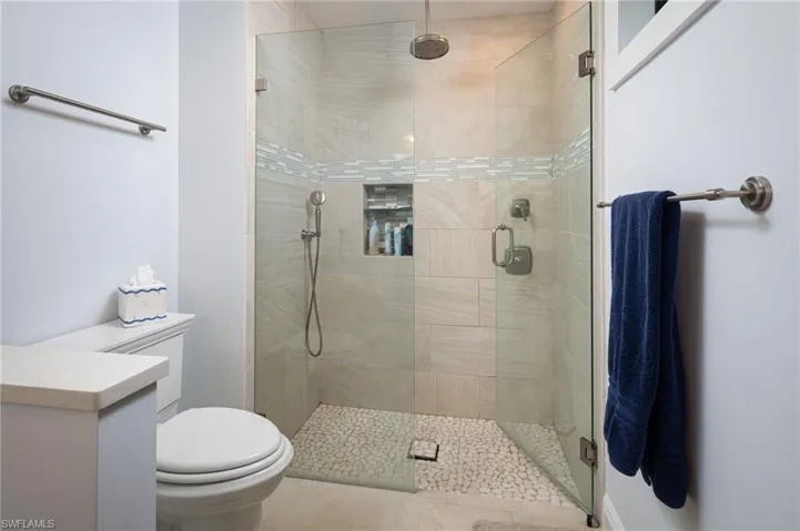 196 Monterey Dr, Naples, Florida 34119