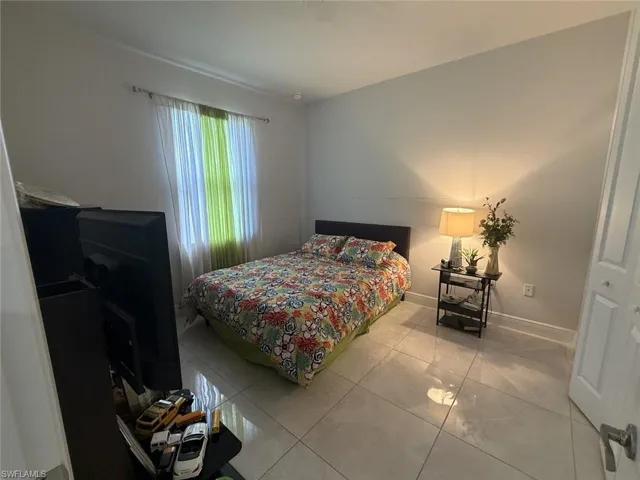 2065 18th Ave Ne, Naples, Florida 34120