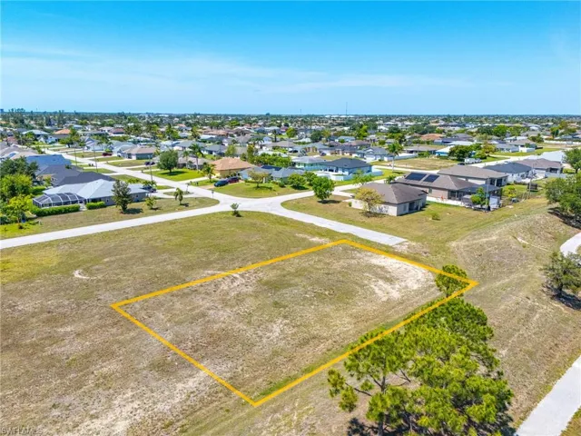 Aerial perspective of suburban area with property boundaries highlighted