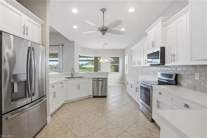 5672 Whispering Willow Way, Fort Myers, Florida 33908