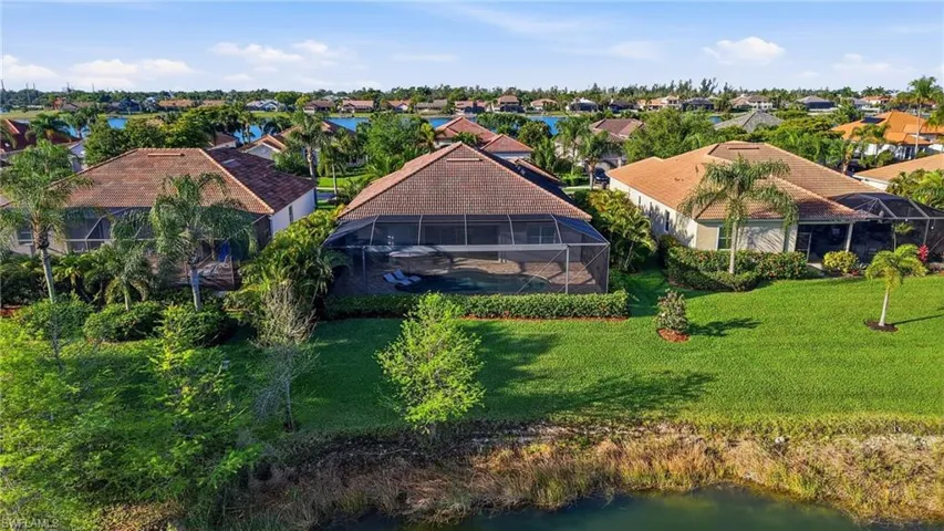 5672 Whispering Willow Way, Fort Myers, Florida 33908
