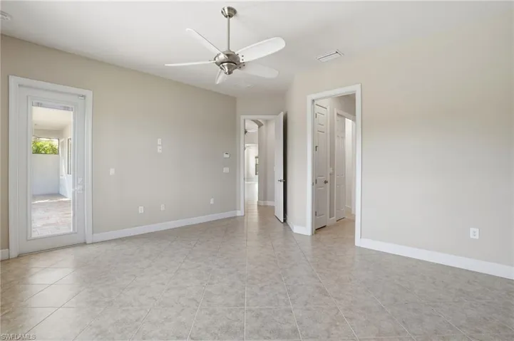 5672 Whispering Willow Way, Fort Myers, Florida 33908