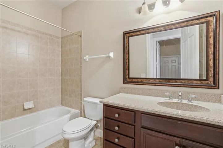 5672 Whispering Willow Way, Fort Myers, Florida 33908