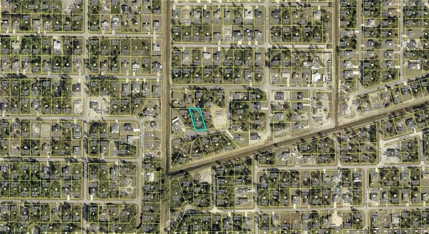 3012 Laura Ct, Lehigh Acres, Florida 33971