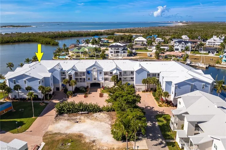 18092 San Carlos Blvd 915, Fort Myers Beach, Florida 33931