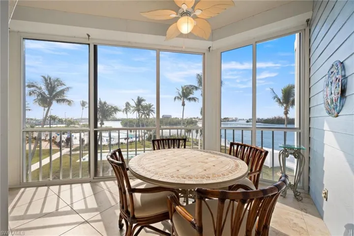 18092 San Carlos Blvd 915, Fort Myers Beach, Florida 33931