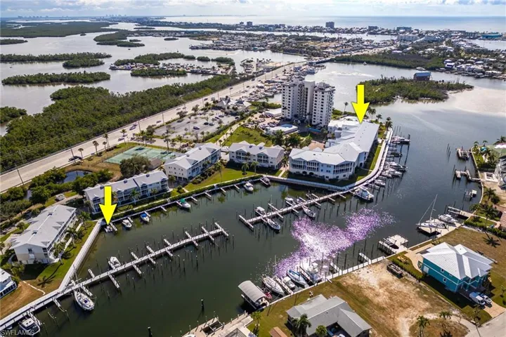 18092 San Carlos Blvd 915, Fort Myers Beach, Florida 33931