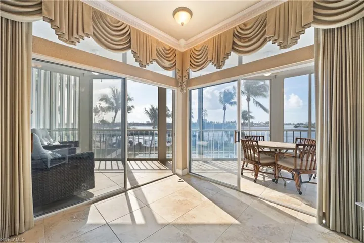 18092 San Carlos Blvd 915, Fort Myers Beach, Florida 33931