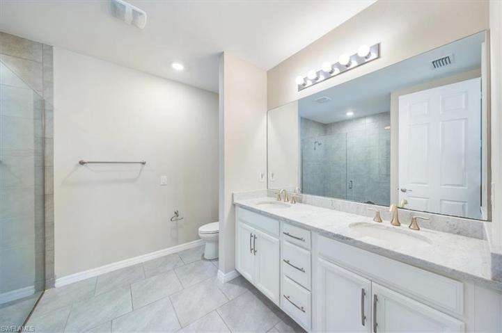 Owner's bath