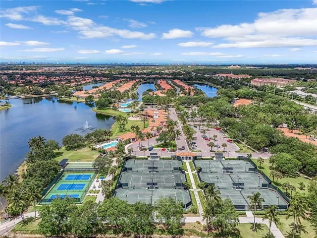 3204 Benicia Ct, Naples, Florida 34109