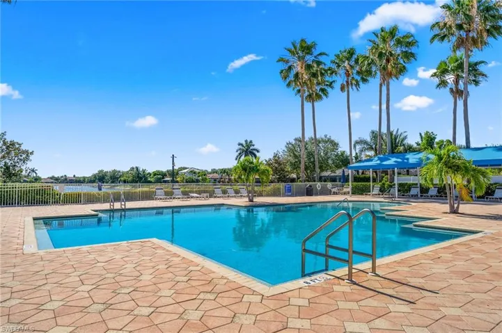Indigo Lakes Community Pool