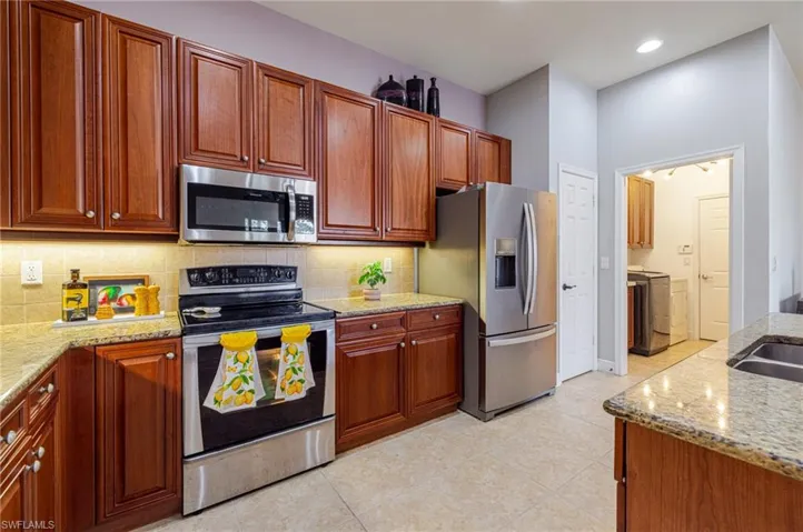 5643 Kensington Loop, Fort Myers, Florida 33912