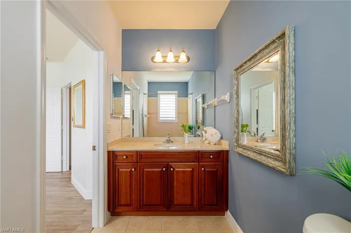 5643 Kensington Loop, Fort Myers, Florida 33912