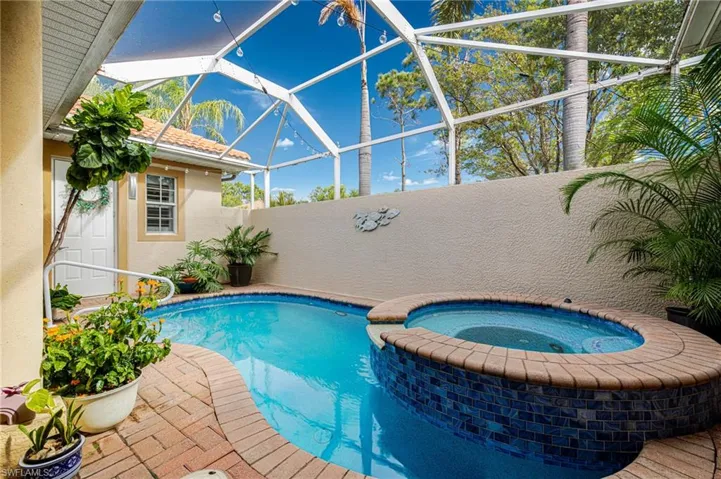 5643 Kensington Loop, Fort Myers, Florida 33912