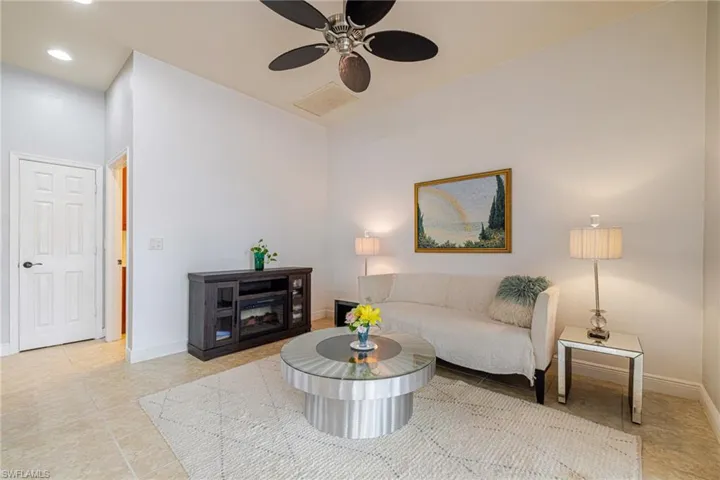 5643 Kensington Loop, Fort Myers, Florida 33912
