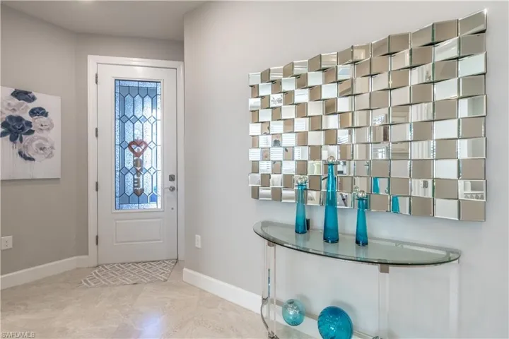 7686  Jacaranda  LN, Naples, FL 34114