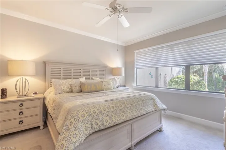 7686  Jacaranda  LN, Naples, FL 34114